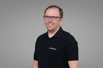 KYBAG_Porträt_Simon_Bigliel_quer